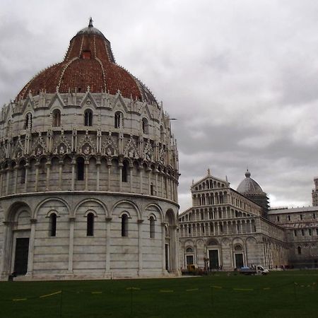 Pisa Apartment Exterior photo